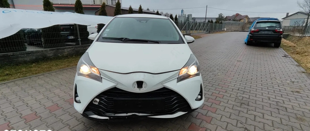 Toyota Yaris cena 28900 przebieg: 41000, rok produkcji 2018 z Warszawa małe 154